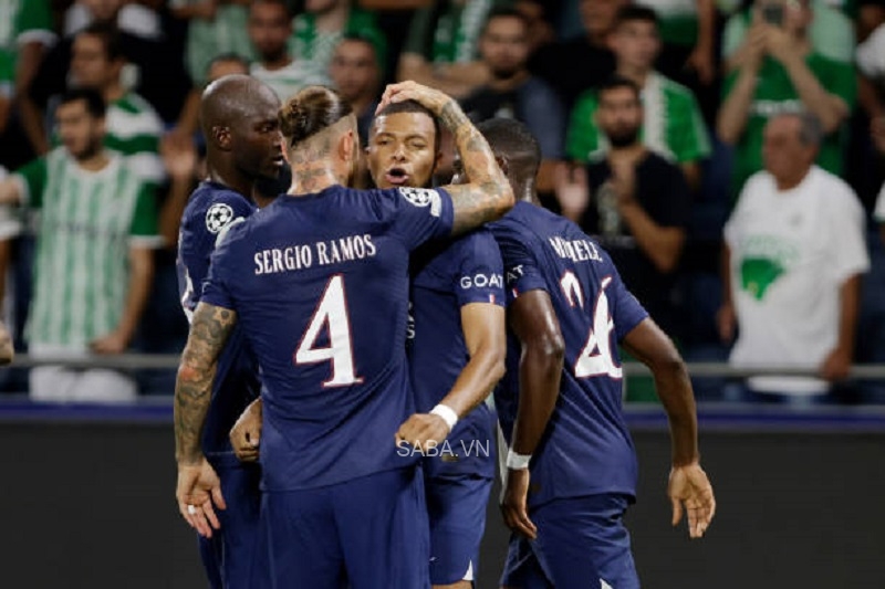 Tam tấu tỏa sáng, PSG ngược dòng trên đất khách