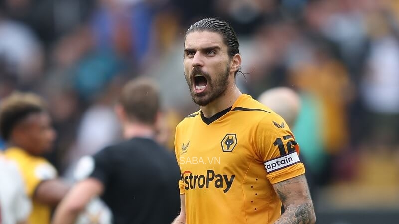 Lộ lý do Ruben Neves từ chối Man  United và Liverpool