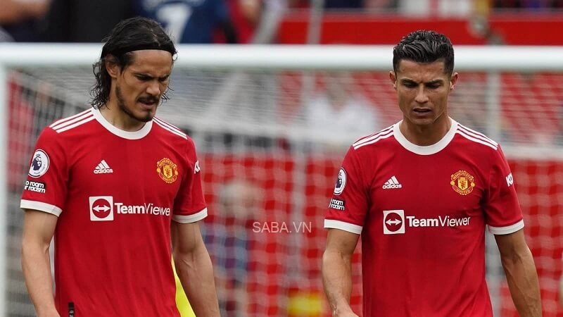 Ronaldo muốn đá cặp cùng Cavani nhưng không được phép