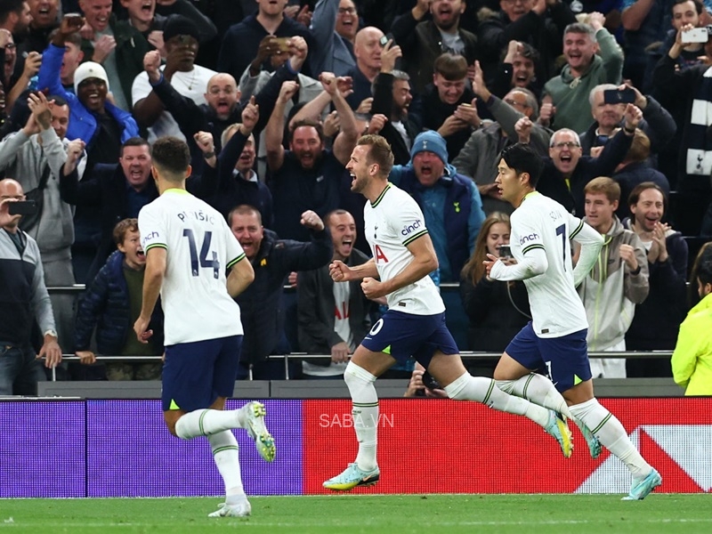 Thêm một ngày vất vả cho Tottenham