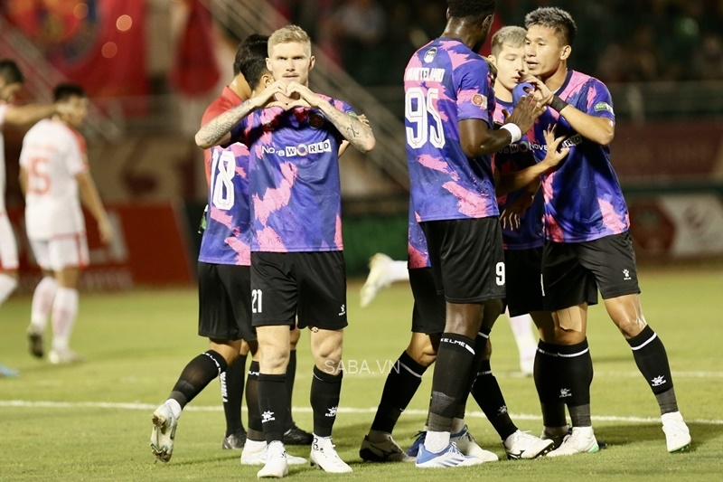 Sài Gòn vượt lên chỉ sau hơn 10 phút