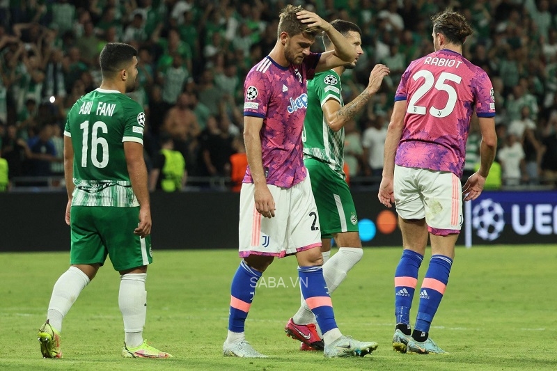 Thua đội bóng 'tí hon', Juventus nguy cơ bị loại khỏi Champions League