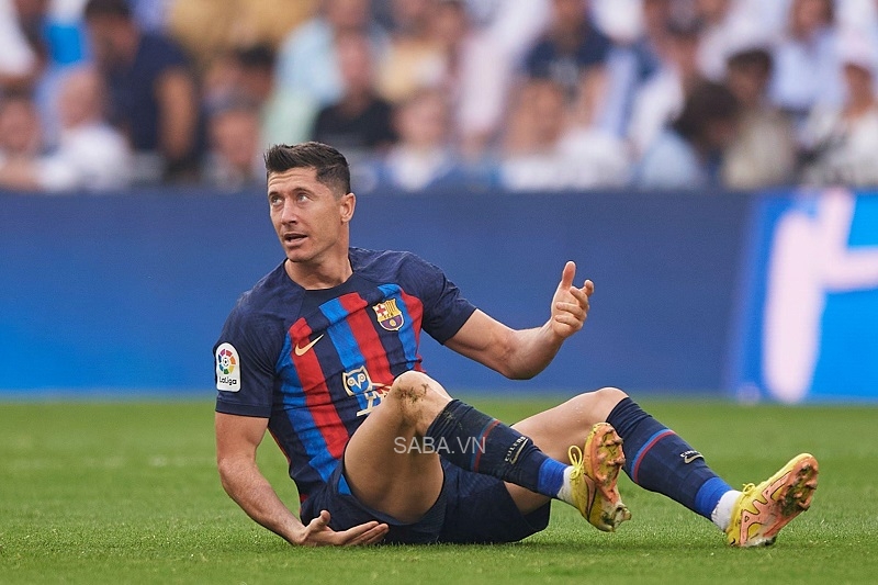 Lewandowski không thể nổ súng