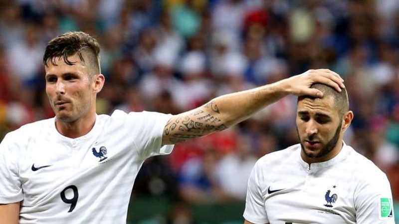 Giroud và Benzema không có duyên sát cánh cùng nhau 