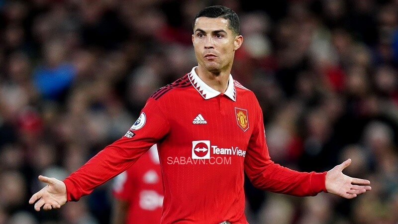 Huyền thoại Man United muốn Ronaldo ở lại