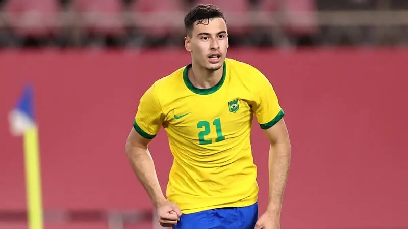 Martinelli trong màu áo ĐTQG Brazil