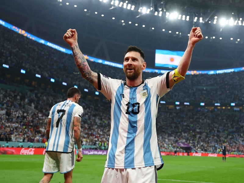 Messi chỉ còn cách danh hiệu duy nhất còn thiếu 1 trận đấu cuối cùng