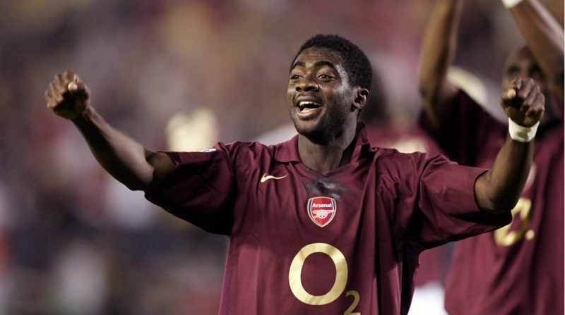 Anh từng là cầu thủ có số má tại Ngoại hạng Anh