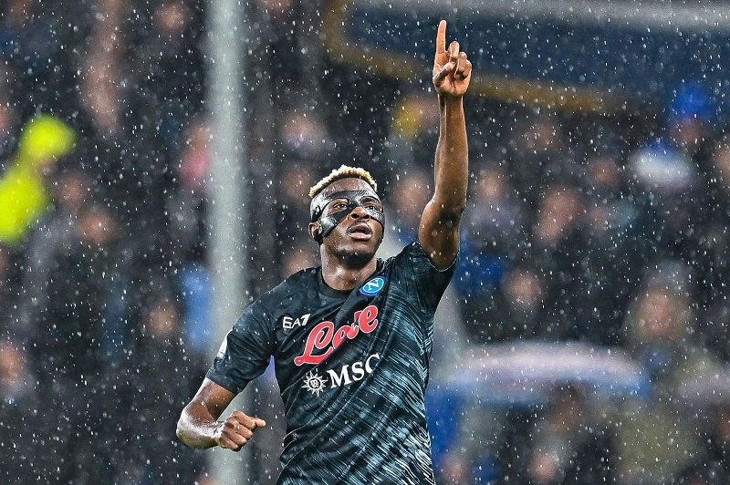 Napoli tìm lại cảm giác chiến thắng với 3 điểm trên sân của Sampdoria