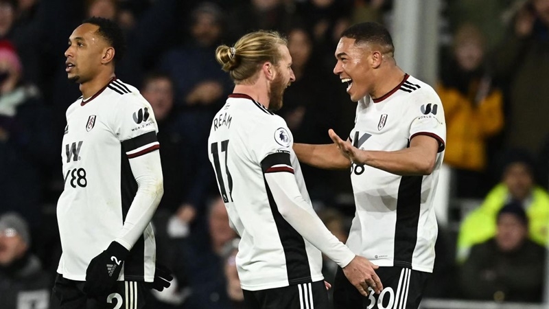Fulham 90% trụ lại Ngoại hạng Anh năm nay