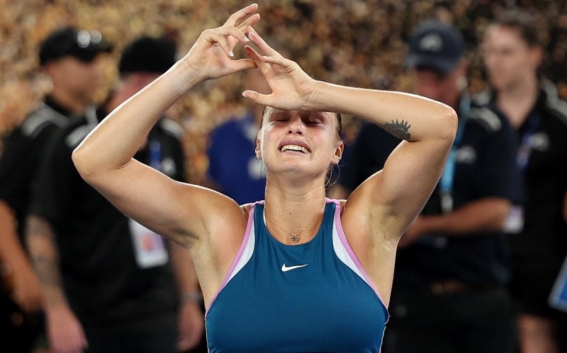 Đánh bại Rybakina sau 3 set, Sabalenka giành danh hiệu Australian Open 2023