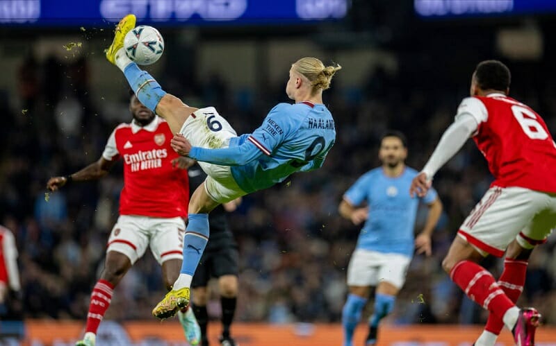 Sự chú ý sẽ dồn vào trung phong sinh năm 2000.