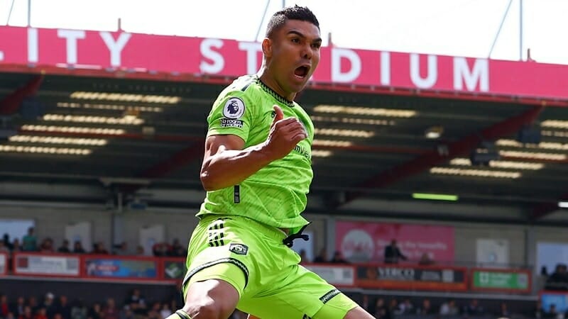 Casemiro có mùa giải ra mắt thành công với Man United