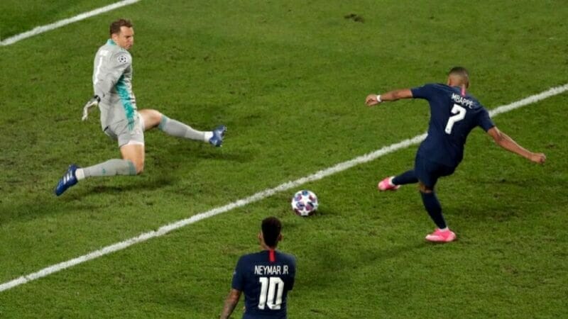 Neuer là chỗ dựa đáng tin cậy của Hùm Xám