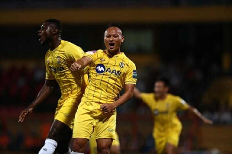 Trọng Hoàng mở tỷ số trận đấu (Ảnh: Thanh Niên)