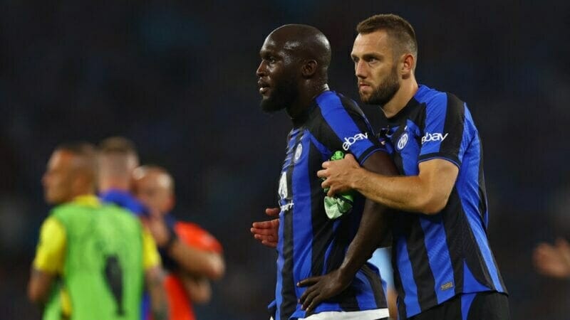 Bóng đá Ý nhận cái kết buồn ở sân chơi châu lục