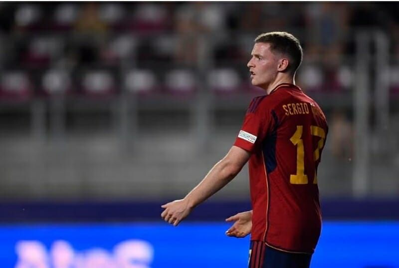 Gomez - cầu thủ của Man City chơi rất nổi bật