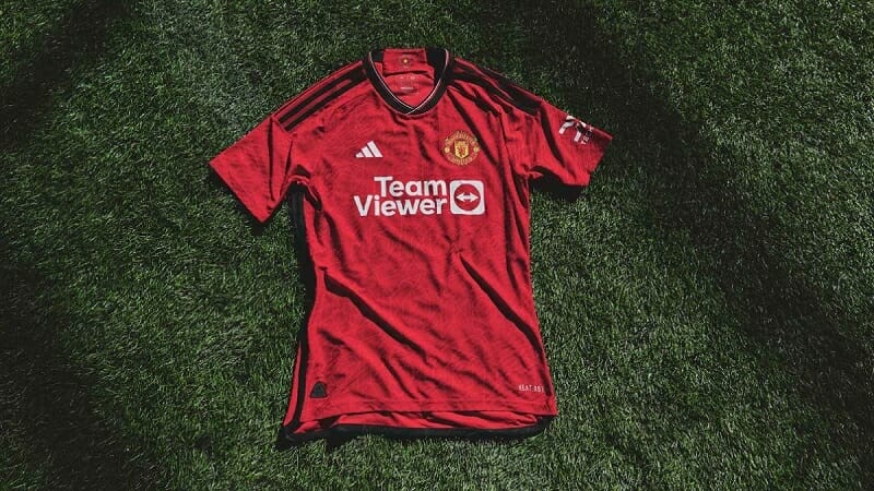 Man United và adidas tích hợp nhiều công nghệ vào áo