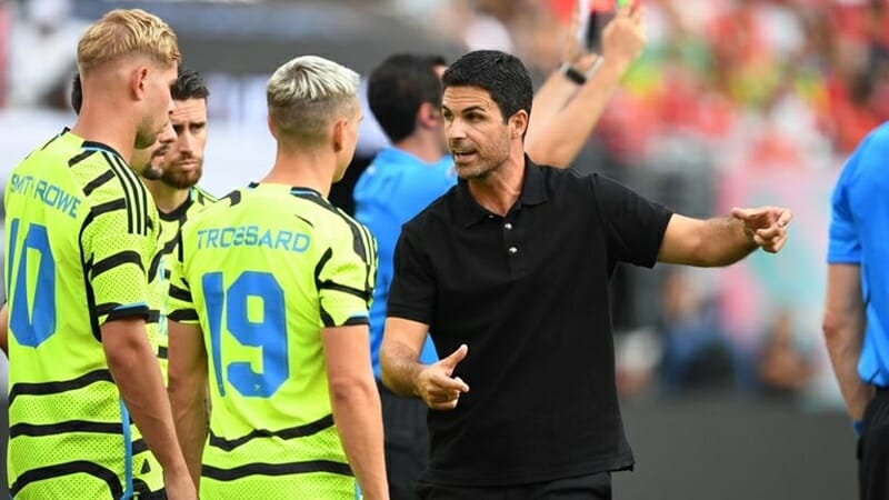 HLV Mikel Arteta muốn có thêm một chân chạy cánh chất lượng