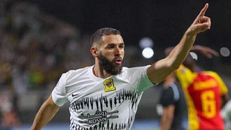 Benzema khởi đầu hành trình mới thuận lợi