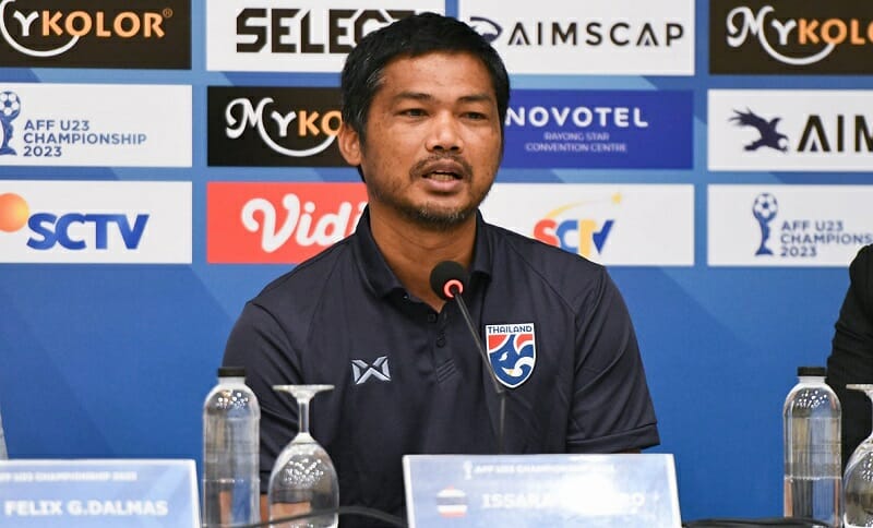Thắng 3-0, HLV U23 Thái Lan nói đội nhà mới dùng 70% công lực