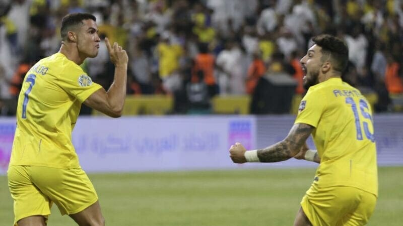 Al Nassr cần Ronaldo tỏa sáng hơn lúc nào hết