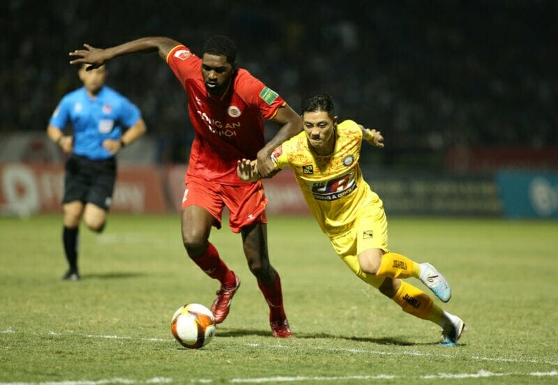 CAHN thắng đậm Thanh Hóa ở giai đoạn 1 (Ảnh: VPF)