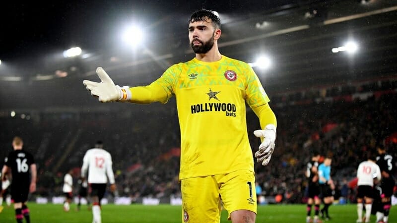 Raya sắp cập bến Arsenal