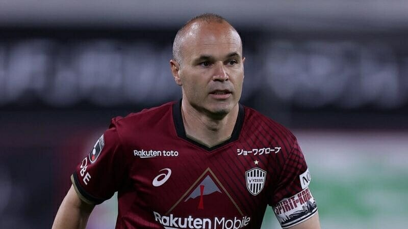 Andres Iniesta không tái hợp Messi, chọn bến đỗ bất ngờ