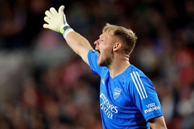 Thủ thành Ramsdale có màn thể hiện ấn tượng