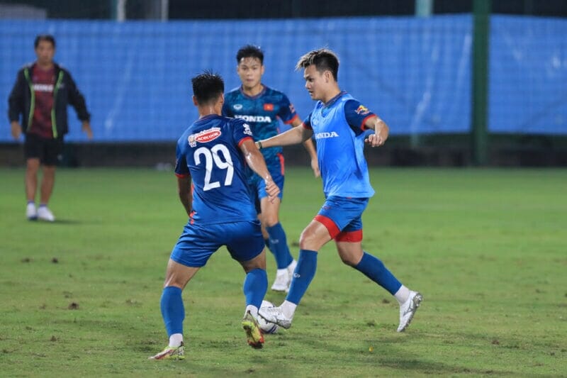 Hồ Tấn Tài trong buổi tập gần nhất của ĐT Việt Nam (Ảnh: Bongda24h)