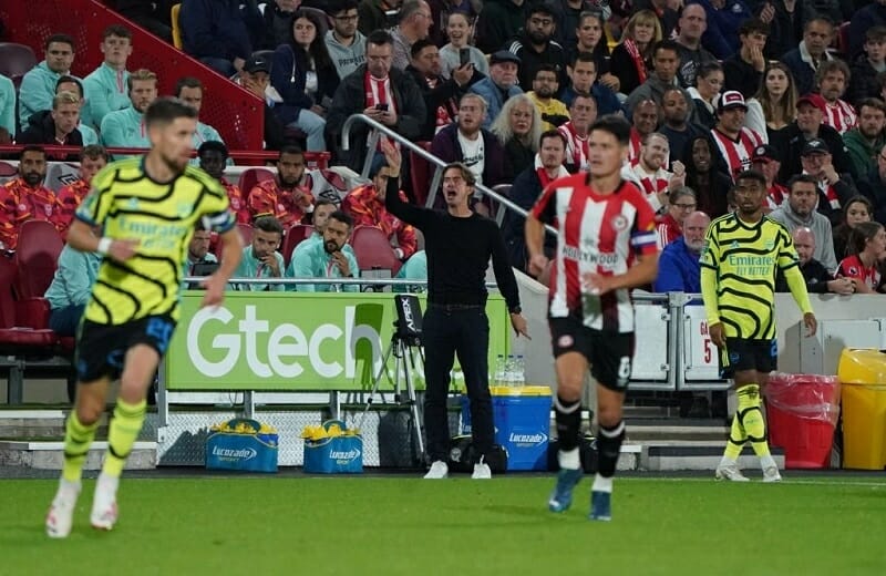 Brentford dừng bước trước Arsenal