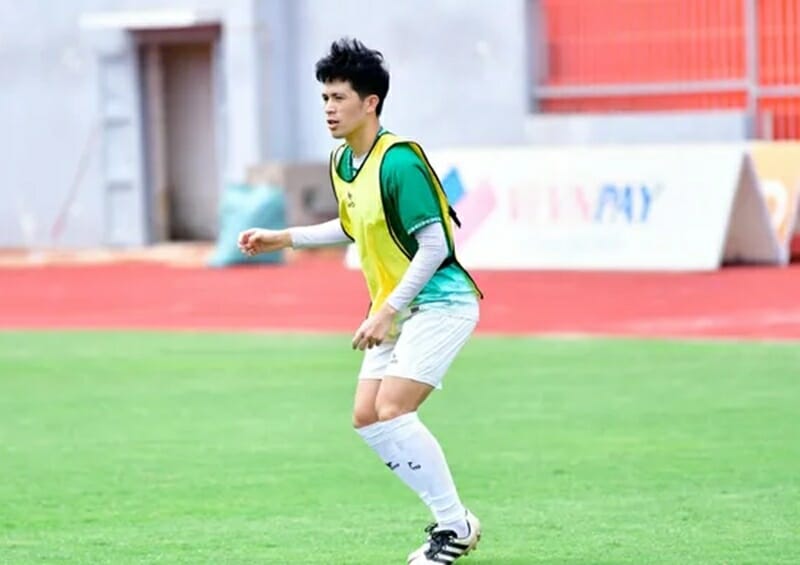 Đình Trọng tái xuất. Nguồn: Bongda24h.