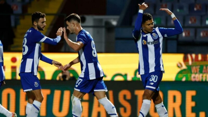 Porto tiến bước tại cúp QG