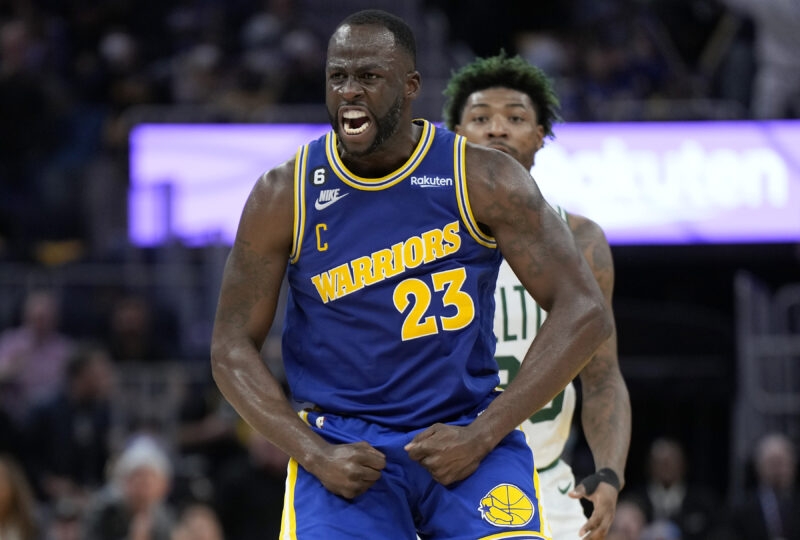 Draymond Green có thể trở lại trong trận đấu ra quân của Golden State Warriors.