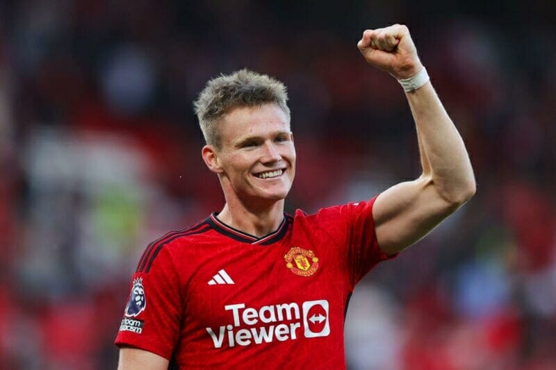 Scott McTominay chưa chắc chắn rời Man United.