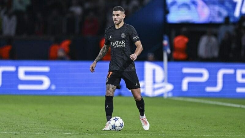 Lucas Hernandez chuẩn bị kỹ lưỡng trước trận gặp Chích chòe