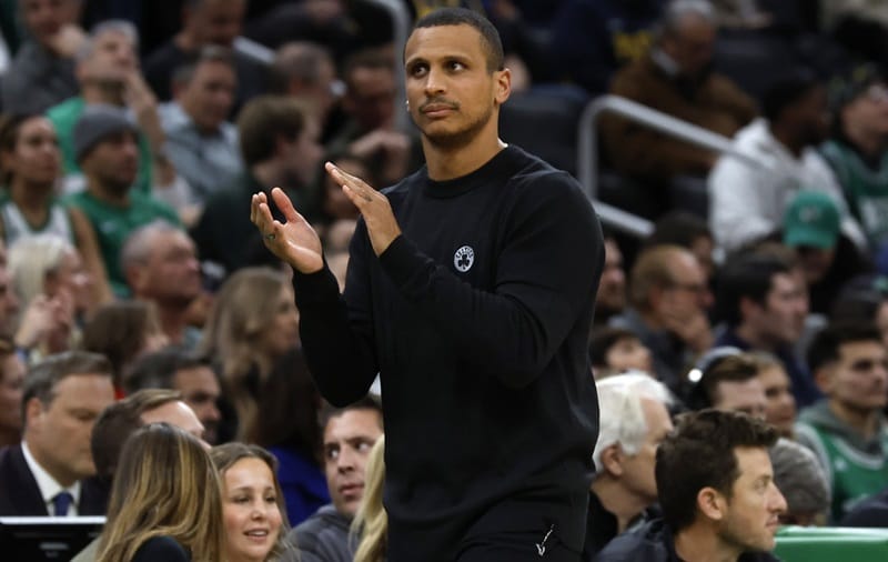 HLV Mazzulla sẽ trao đổi thêm với các học trò