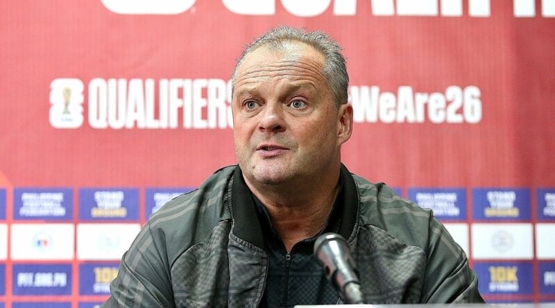 HLV Philippines tỏ ra khá tự tin trước cuộc chạm trán Indonesia