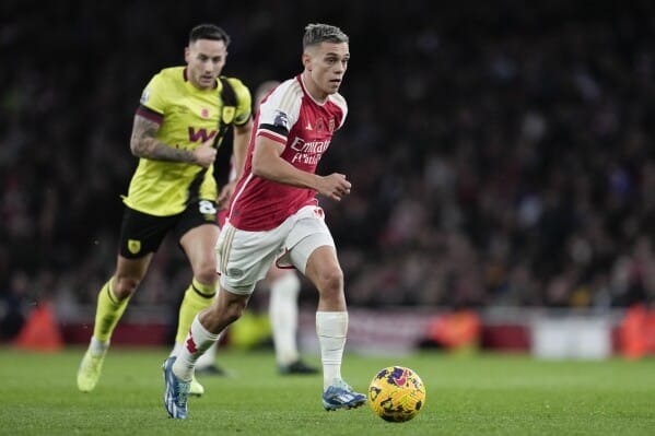 Trossard: Phát kiến mới của Mikel Arteta