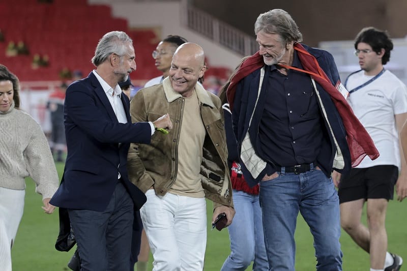 Từ trái sang: Dave Brailsford, Jean-Claude Blanc và Jim Ratcliffe