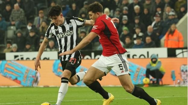 Maguire là điểm sáng duy nhất của Man United đêm qua