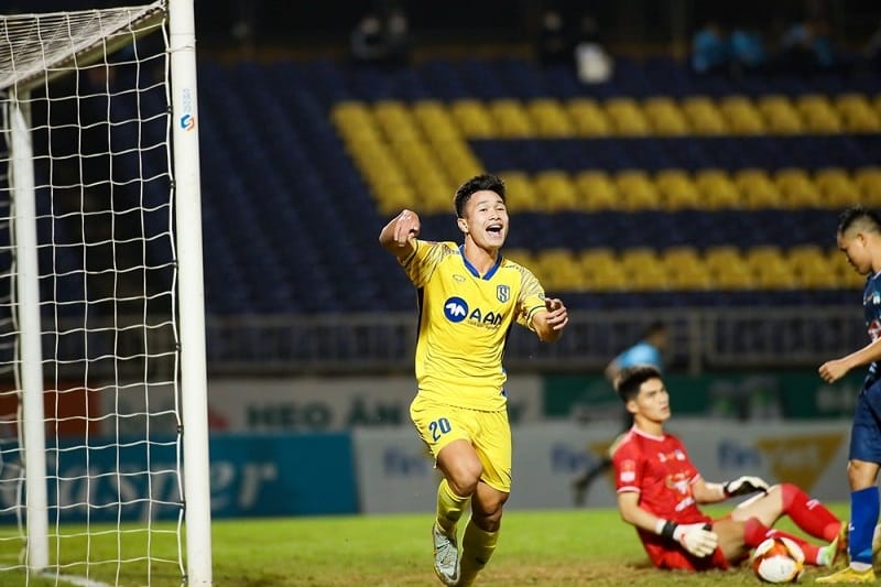 SLNA đã có chiến thắng đầu tiên tại V-League mùa này.