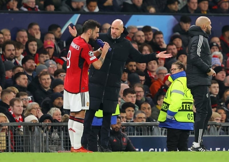 Quỷ đỏ thua Hùm xám ở cả 2 lượt trận