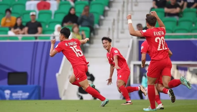 Đình Bắc gỡ hòa cho Việt Nam. Ảnh: VnExpress.