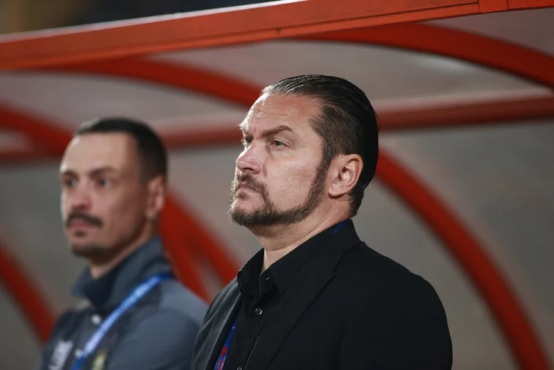 HLV Popov: ‘CAHN đã vô địch mà không cần Kiatisuk’