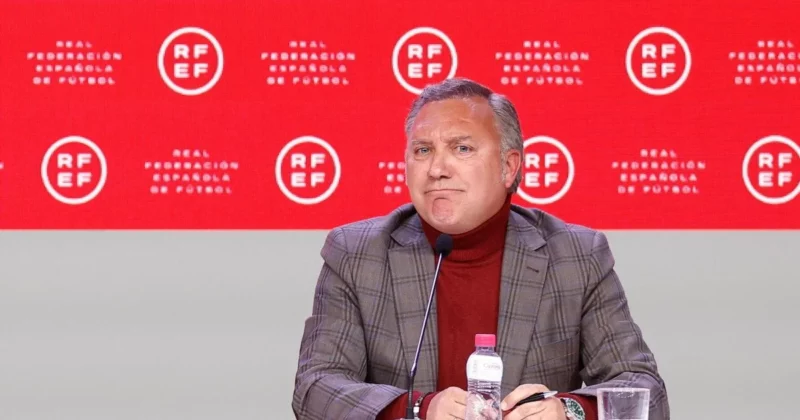 Ông Luis Medina Cantalejo bị cáo buộc gây bất lợi cho Real Madrid.