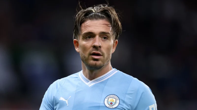 Vì sao Jack Grealish phù hợp với Man City hơn Doku?