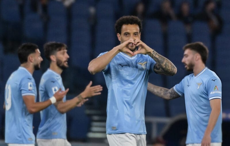 Lazio dễ dàng hủy diệt Salernitana.