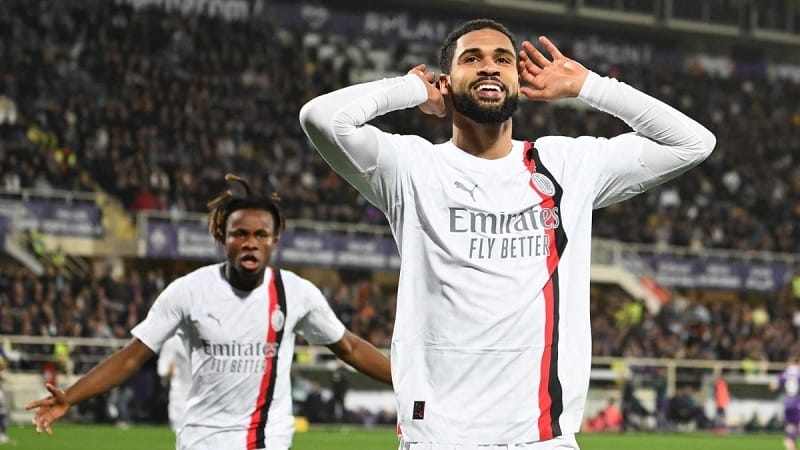 AC Milan ca khúc khải hoàn